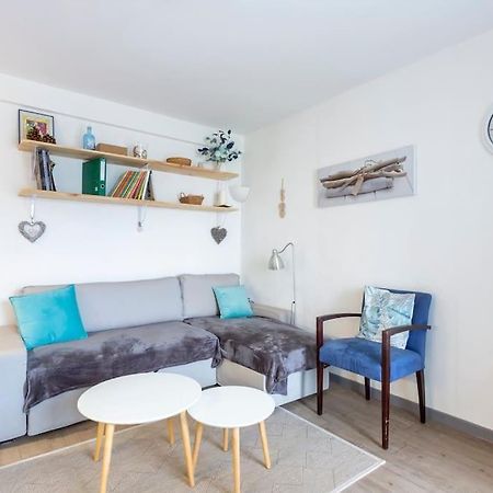Chez Laurence - Elegant Appartement Climatise Avec Wifi Et Parking La Grande-Motte Kültér fotó